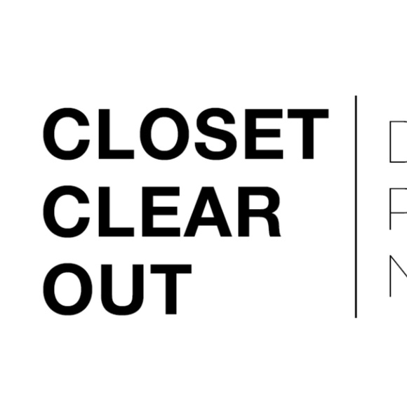 CLEARING OUT CLOSET!!  EVERYTHING MUST GO - Picture 1 of 1